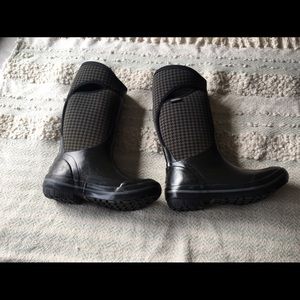 Bogs Rain and Winter boots. Insulated.